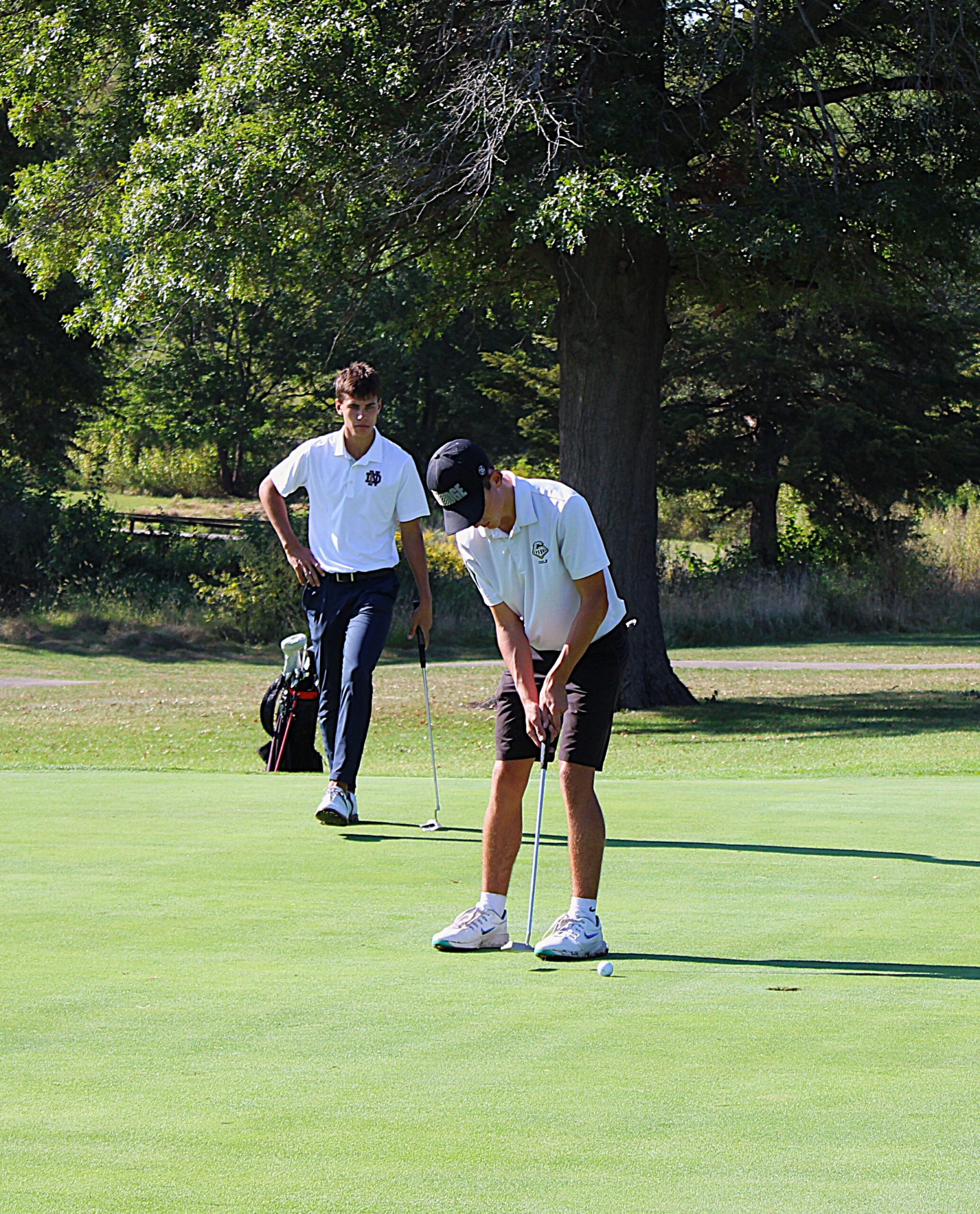 Galesburg boys win GHS Invite, girls place seventh