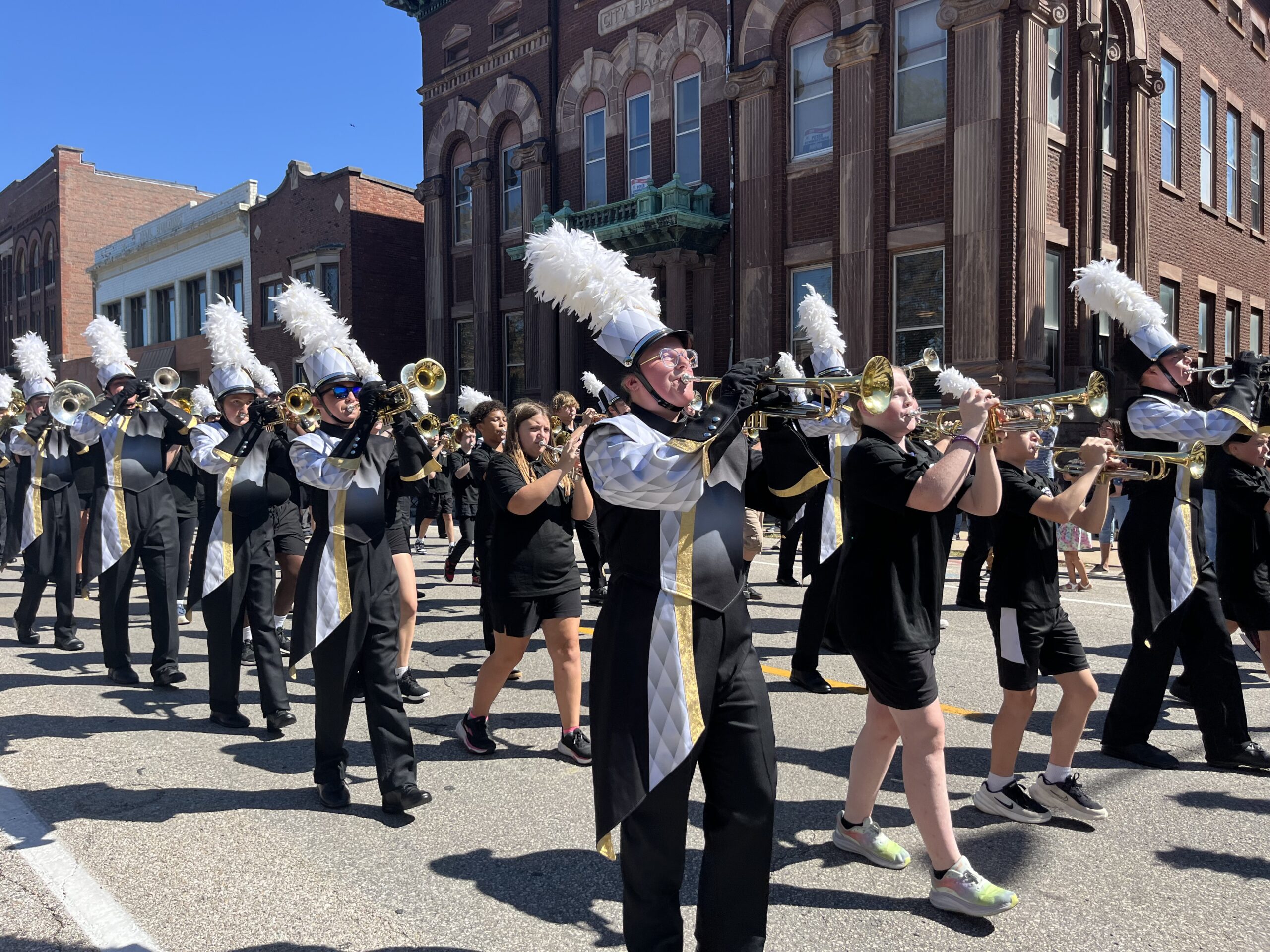 Crowds line streets for Galesburg’s 133rd Labor Day tradition