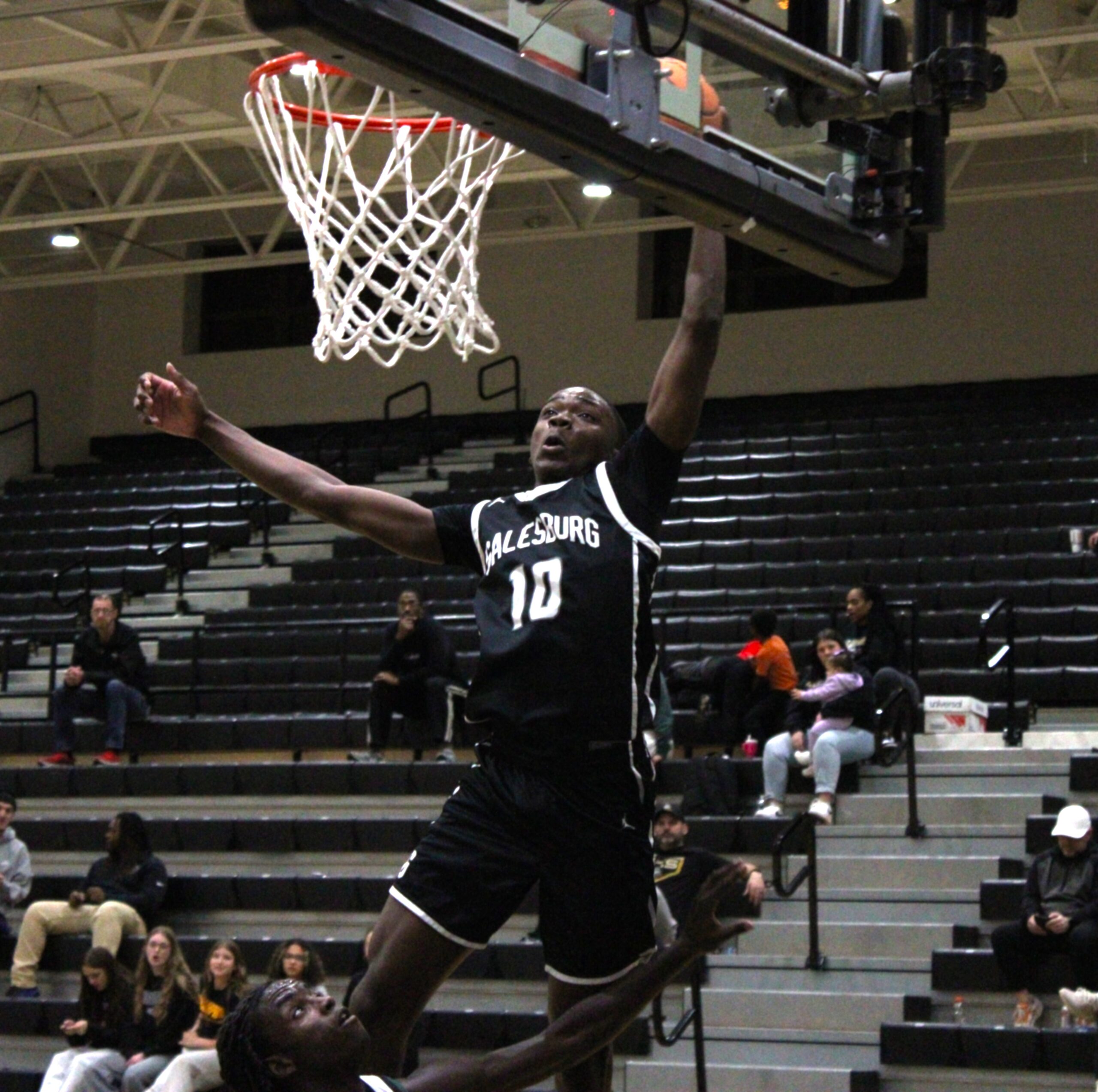 GHS boys remain unbeaten; Knox women cruise past Monmouth