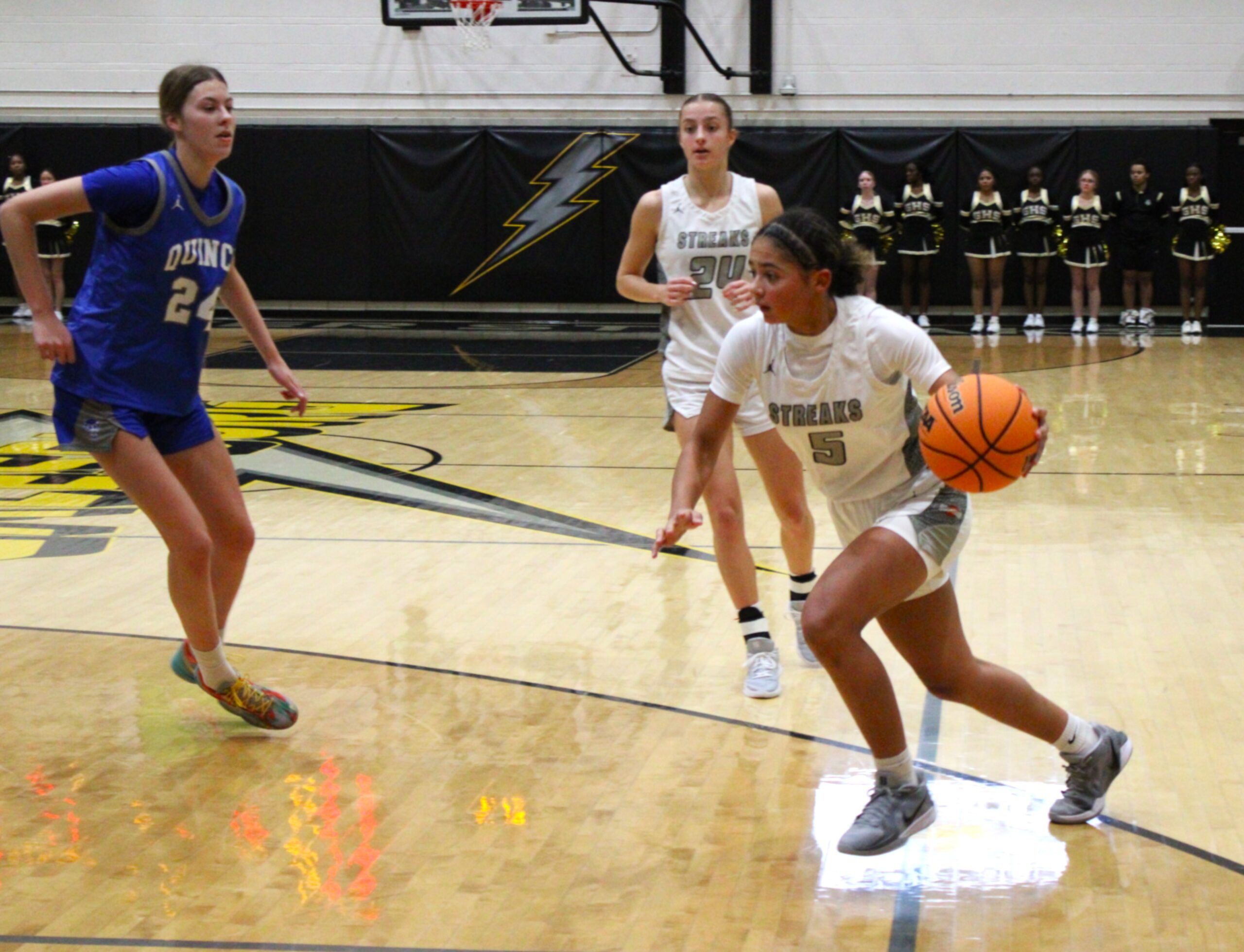 Galesburg girls move into first place with double-overtime win over Quincy