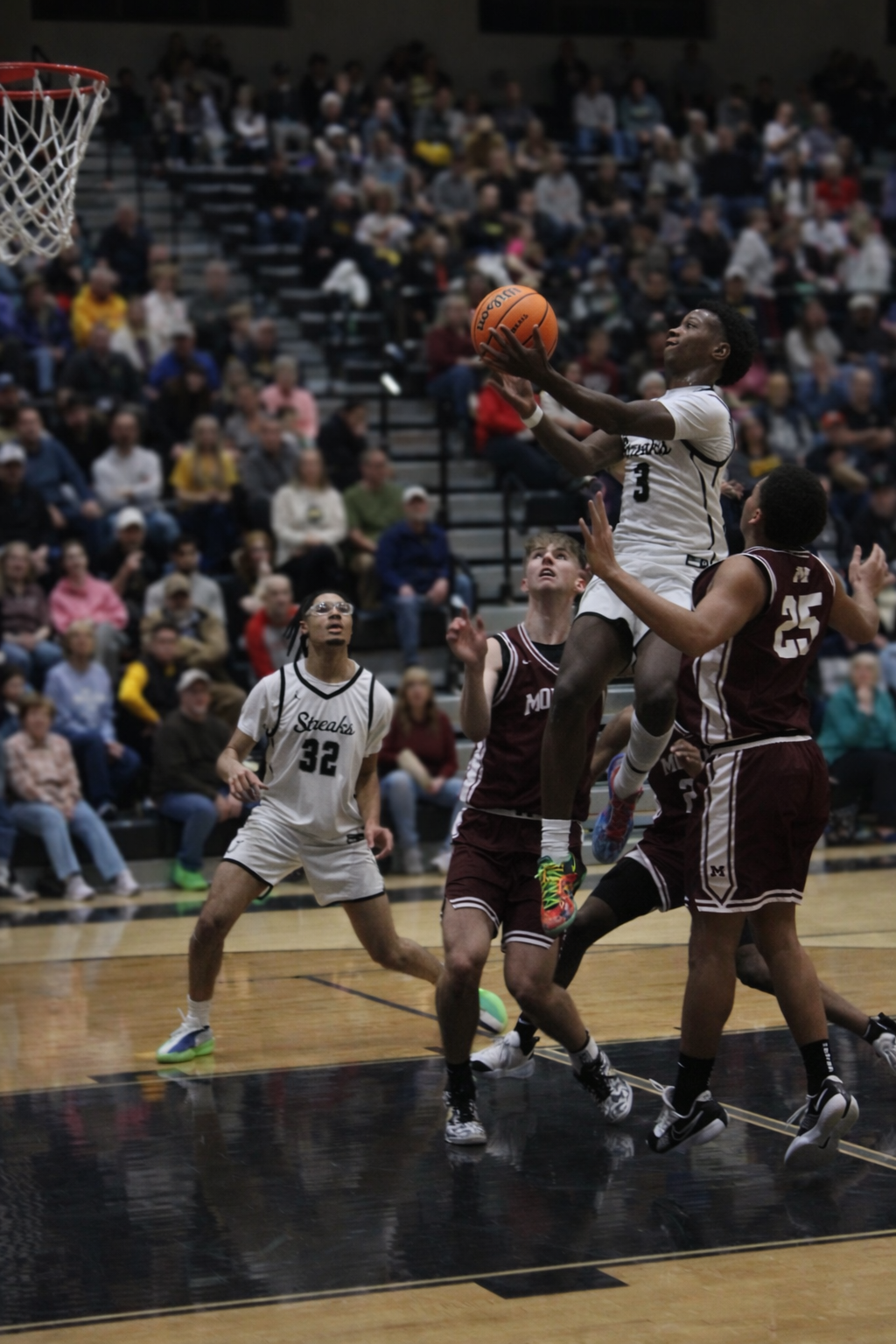 Galesburg boys fall to Moline on Senior Night; Peoria next in regional