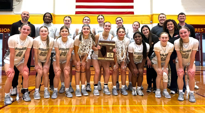 Galesburg girls basketball team captures Class 3A East Peoria Regional title