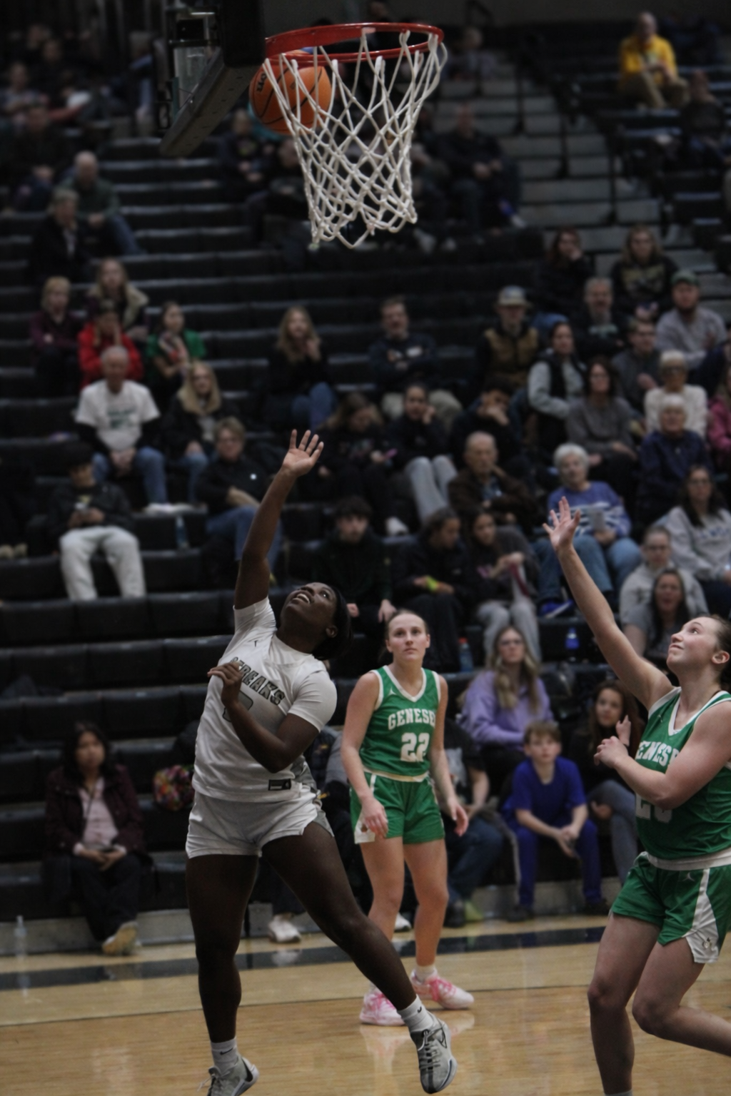 Galesburg girls advance to regional basketball final
