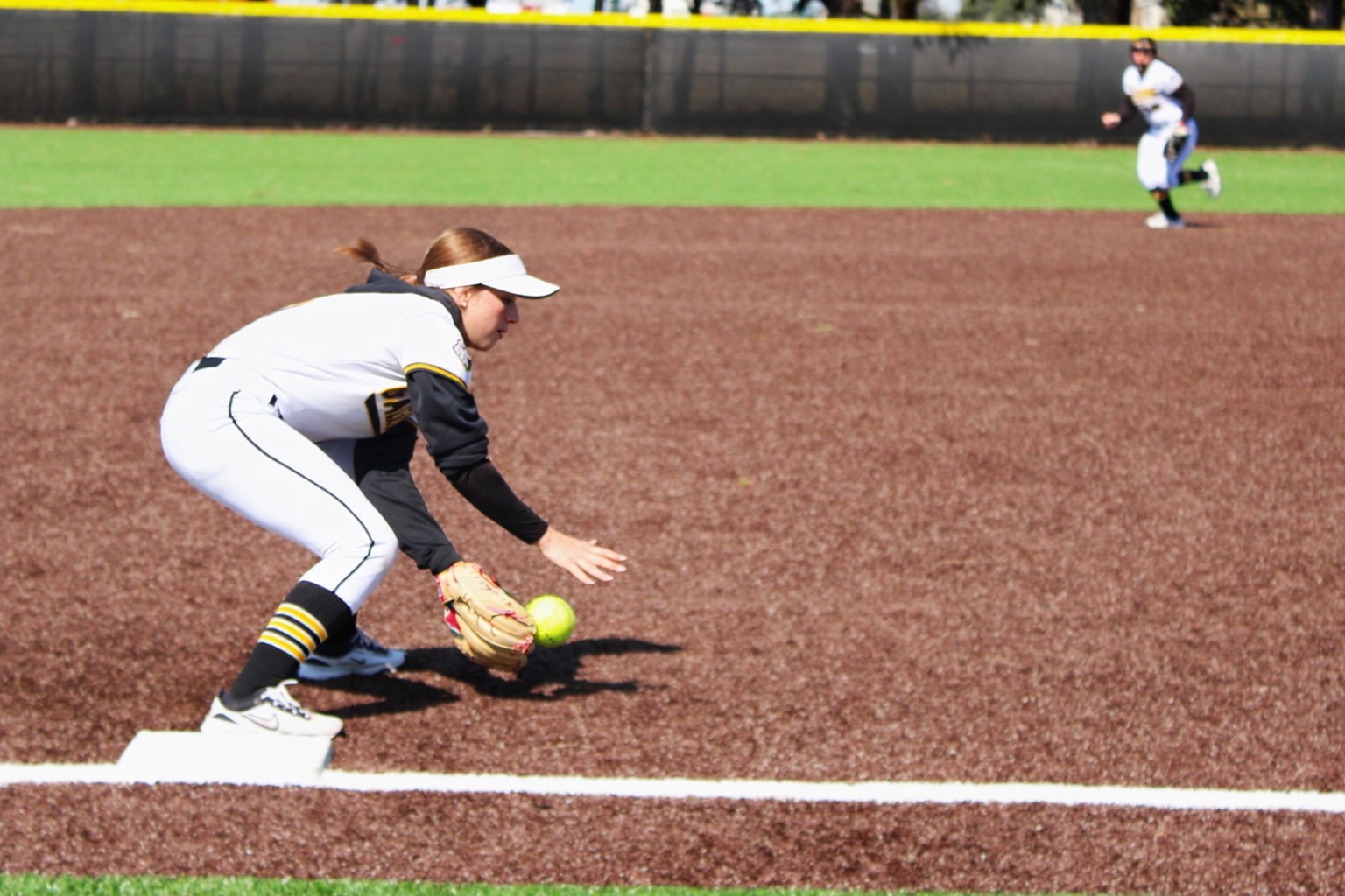 Silver Streaks focus on progress; Knox golfers finish fifth — Sports roundup, April 20