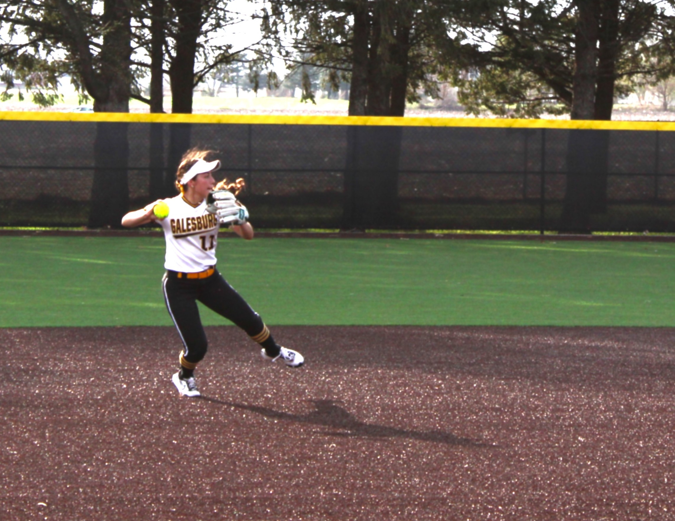 Galesburg softball shows fight; Sandburg qualifies for nationals—Sports roundup, April 15