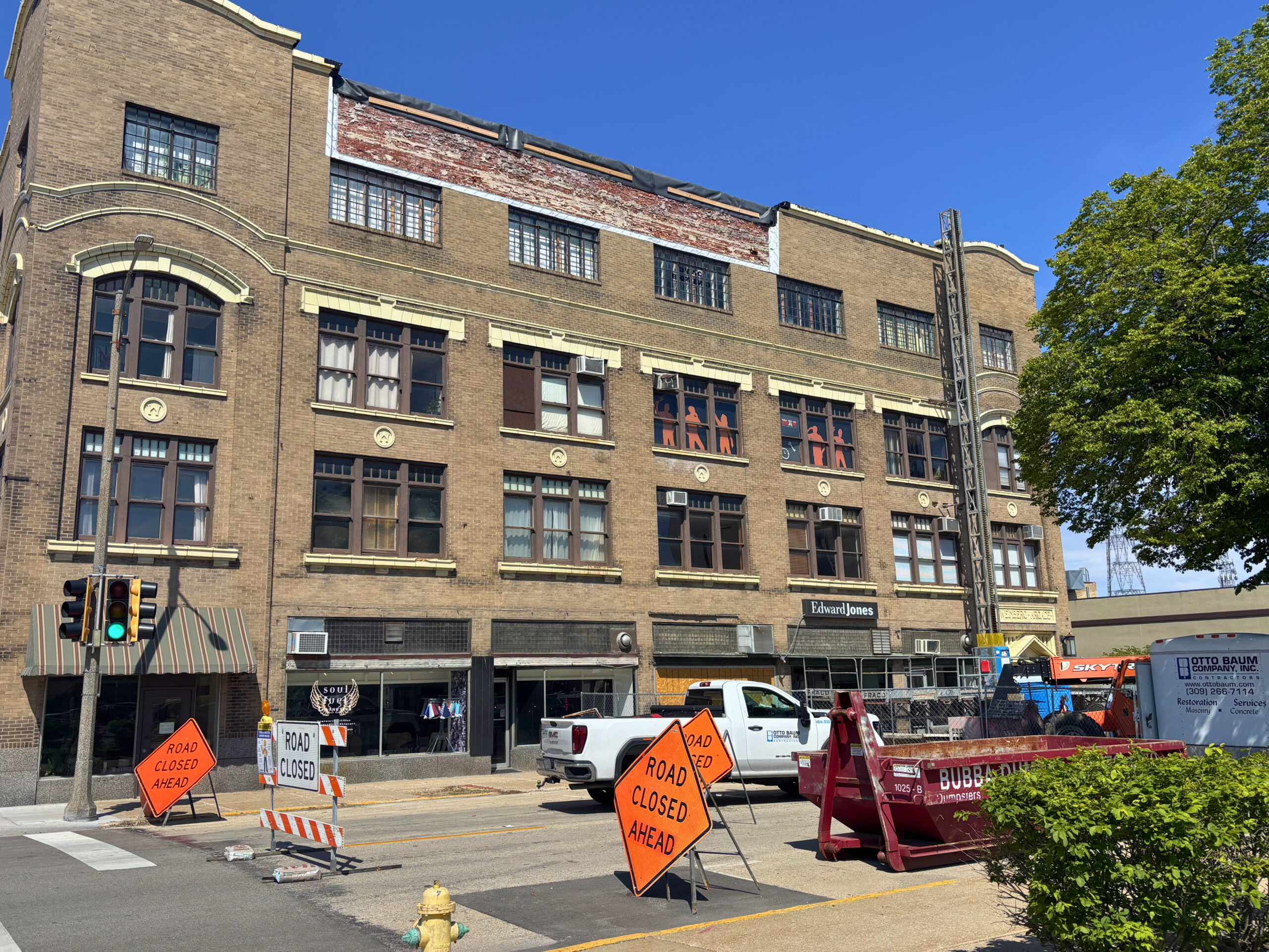 Street closures set for Prairie, Simmons during Weinberg Arcade repairs