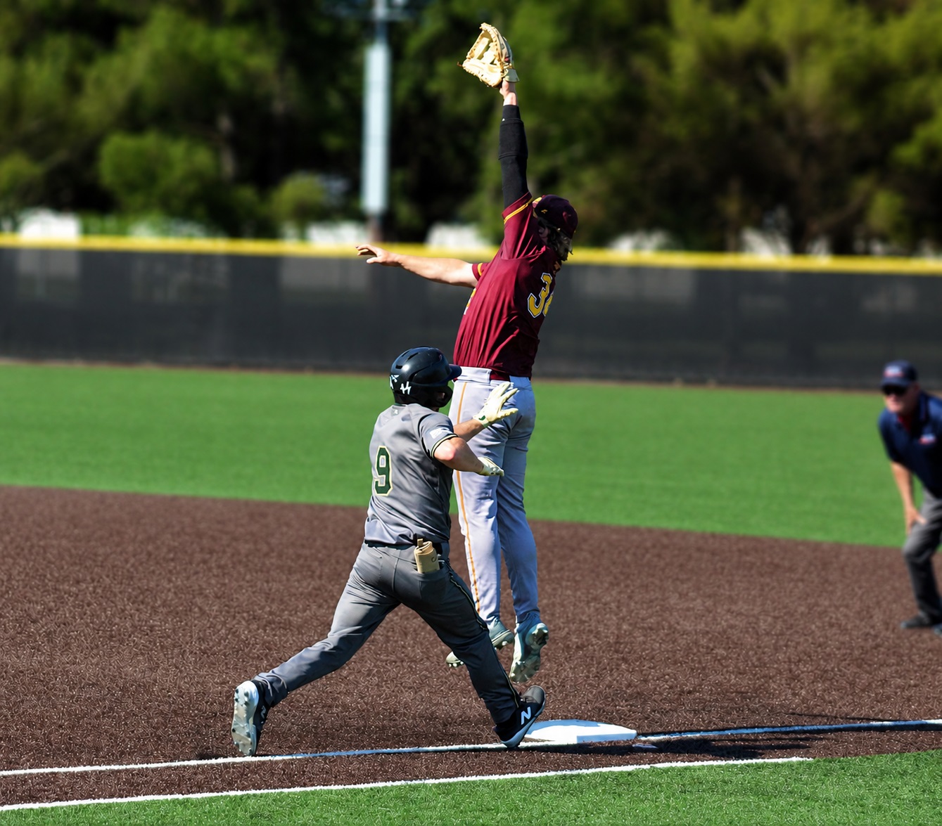 East Peoria ends Galesburg season in regional semifinal