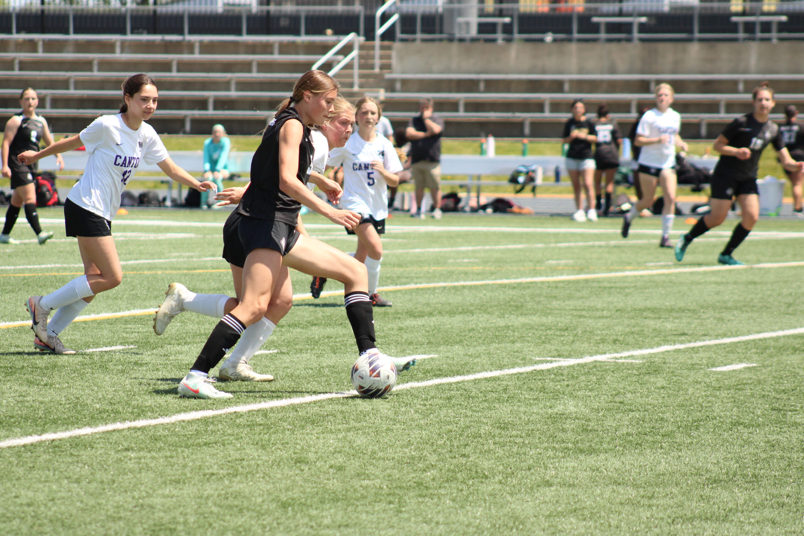 Galesburg soccer wins late; Knox athletes set records: sports roundup